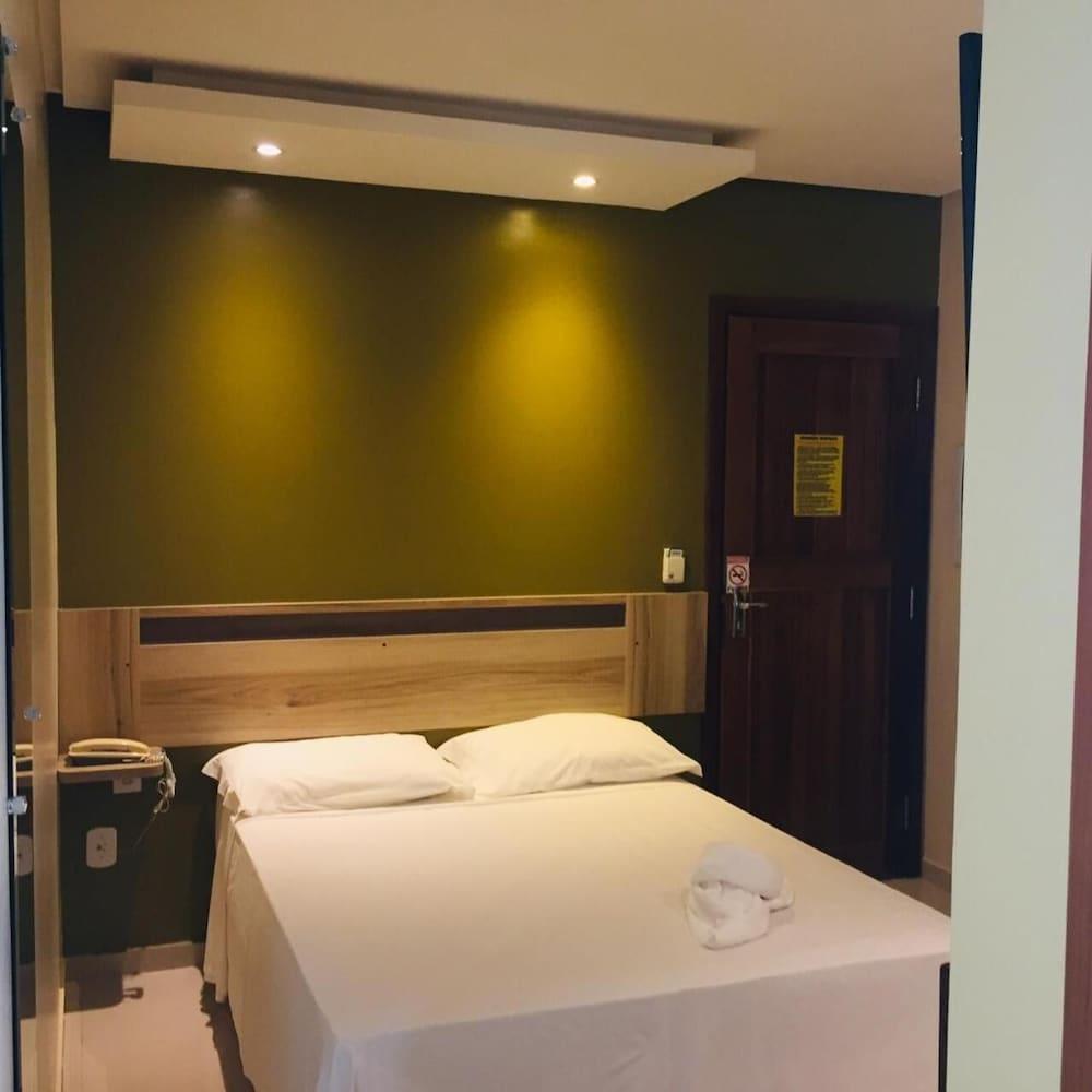 Hotel Sandis Santarém Екстериор снимка